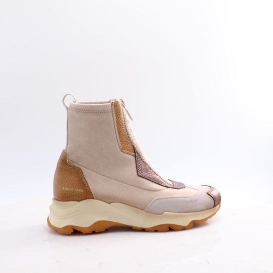 CHI254321 NEPAL HISPANITAS