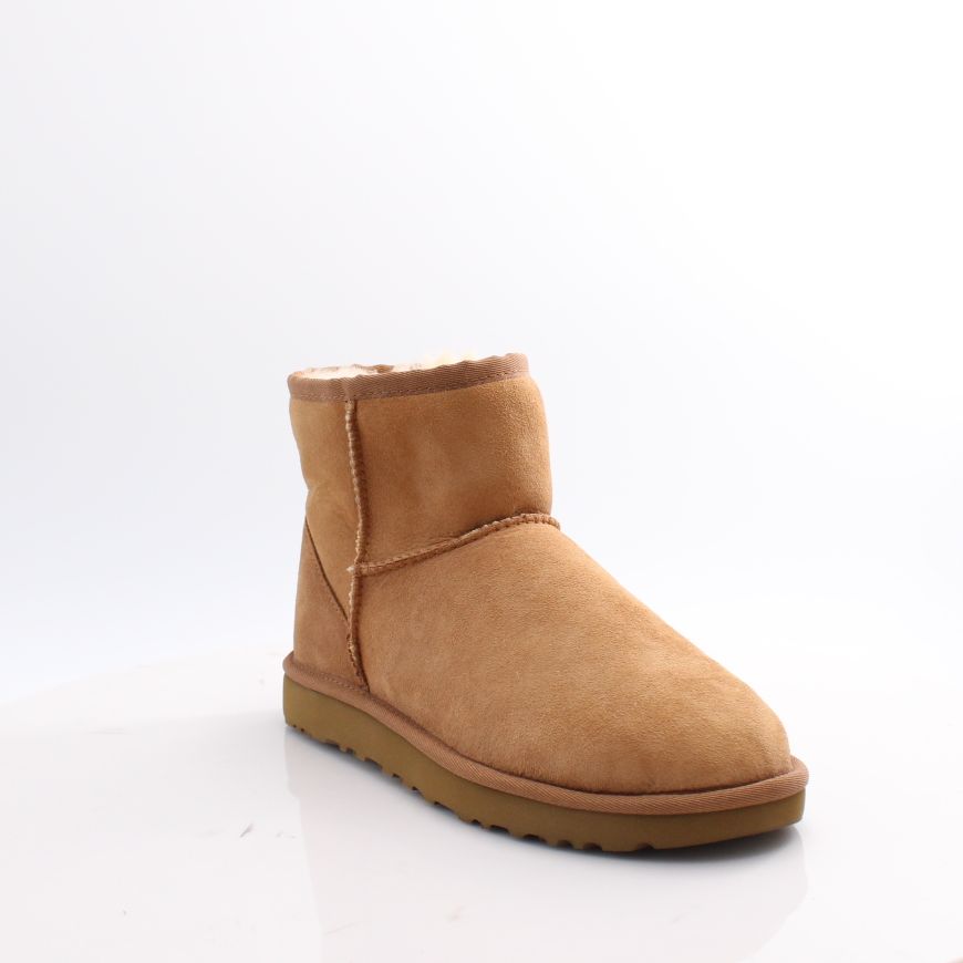 UGG CLASSIC MINI II