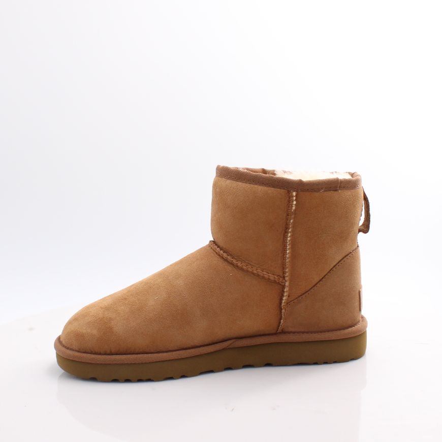 UGG CLASSIC MINI II