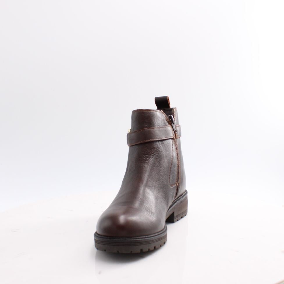 CUB DUBARRY BOOTS 25