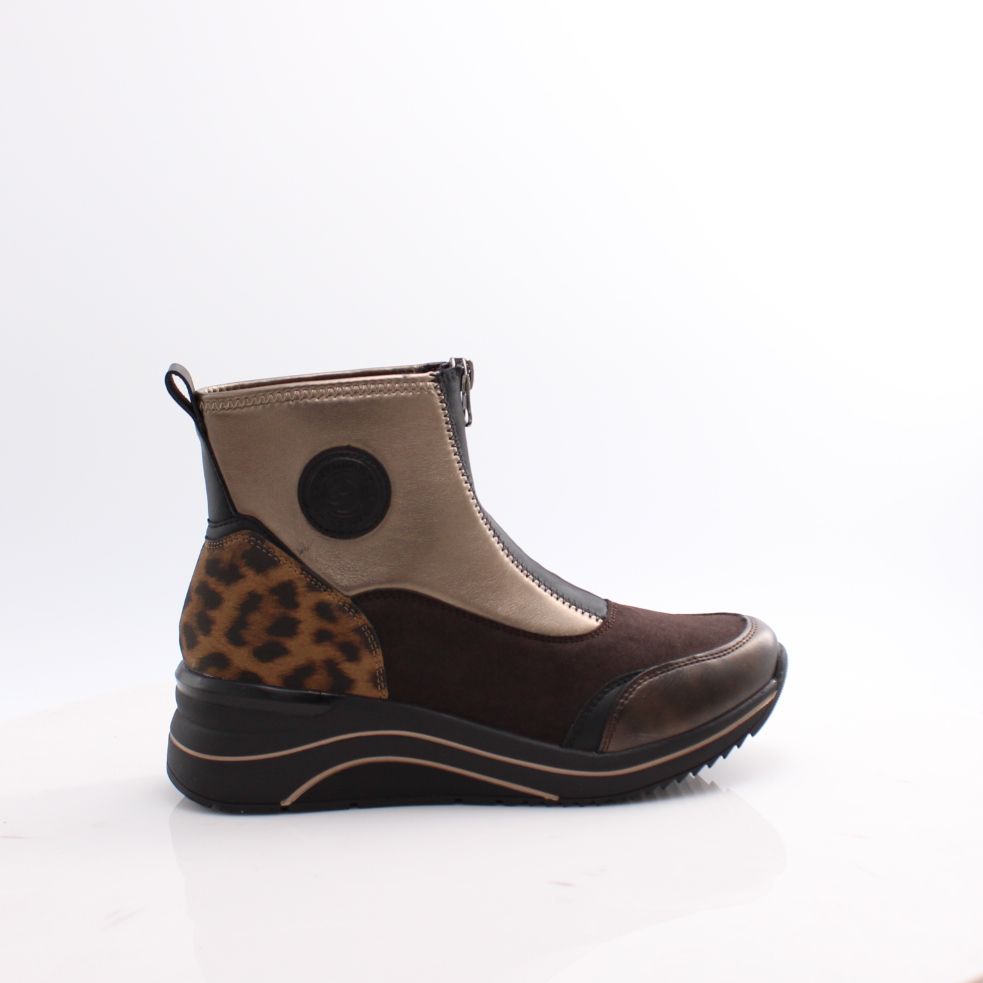 D0T78 REMONTE BOOTS 26