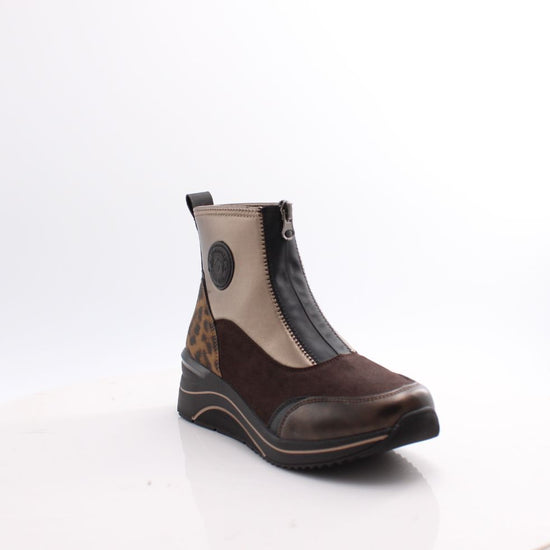 D0T78 REMONTE BOOTS 26