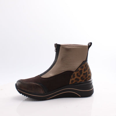 D0T78 REMONTE BOOTS 26