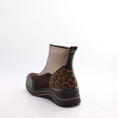 D0T78 REMONTE BOOTS 26