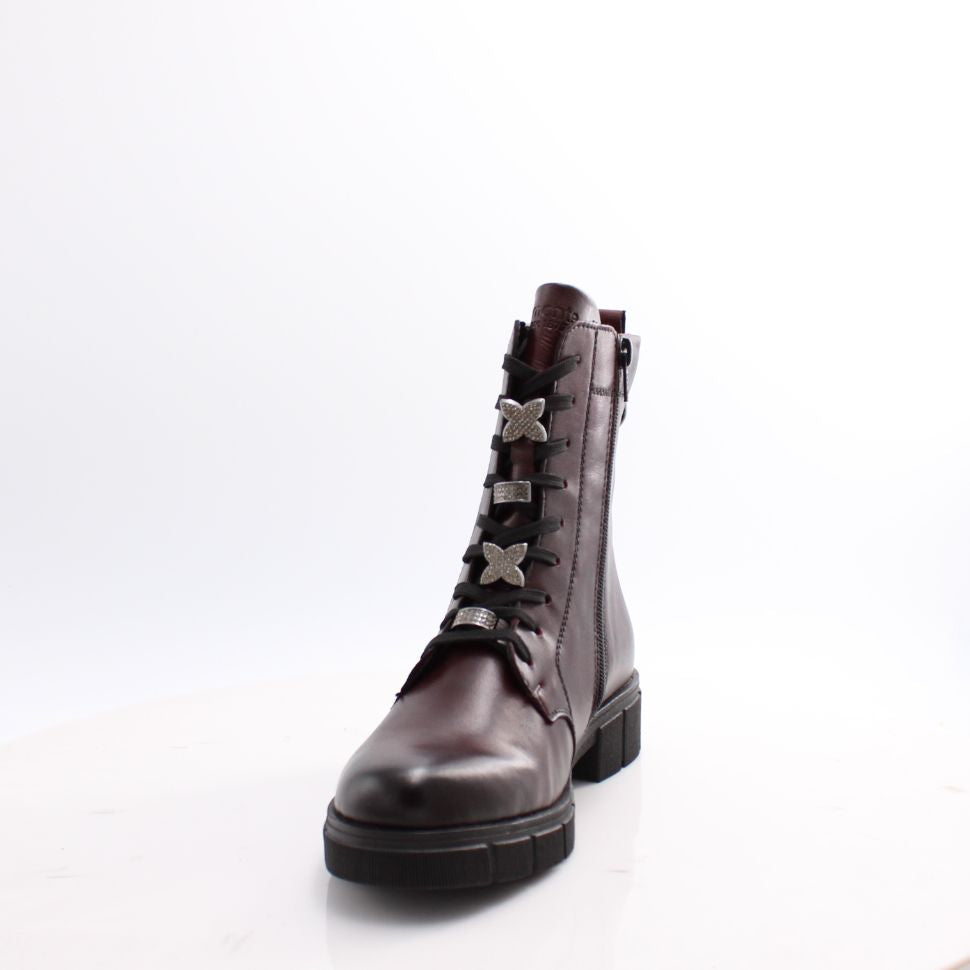 D2S73 REMONTE BOOTS 25