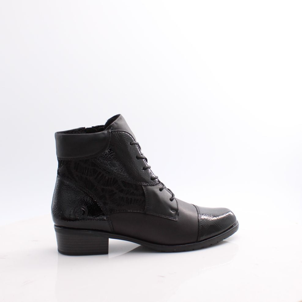 D6882 REMONTE BOOTS 25