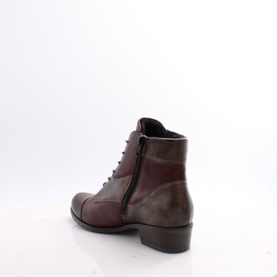 D6882 REMONTE BOOTS 25