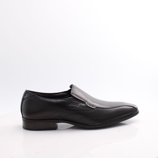 EARL POD SLIP ON SHOES
