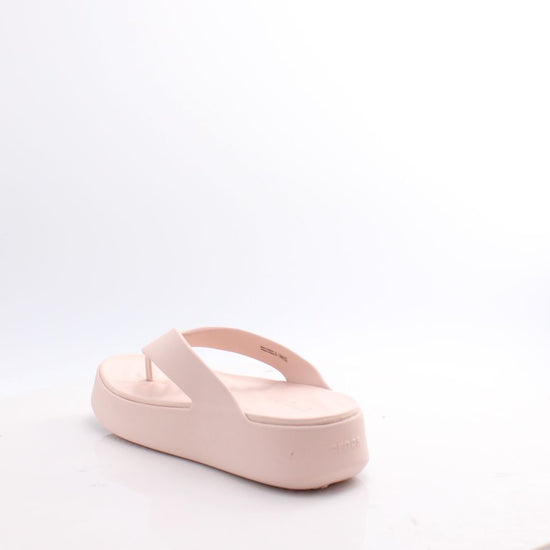 GETAWAY PLATFORM FLIP CROCS