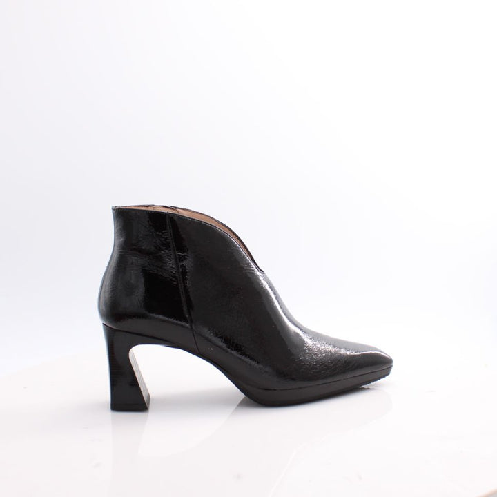 HI254270 ATLANTA HISPANITAS