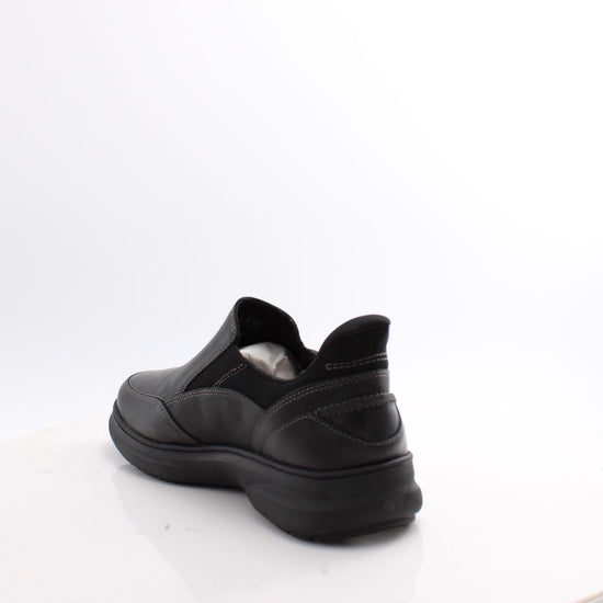 Mullan Step Clarks EX WIDE FIT