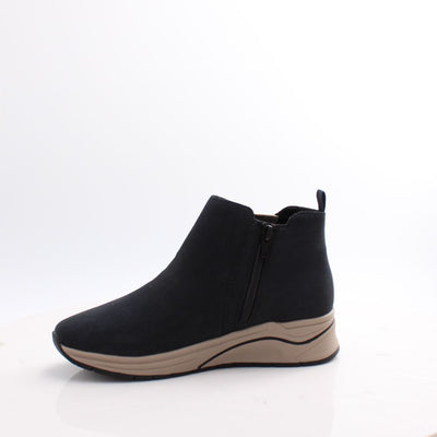 N9561 RIEKER BOOTS 25