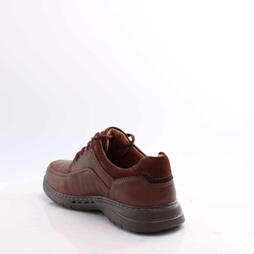 Un Brawley Lace EX WIDE CLARKS