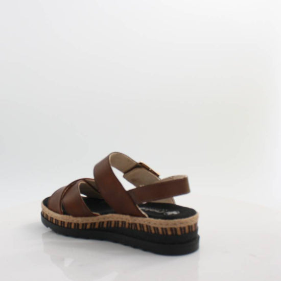 V7951  RIEKER 24 SANDALS