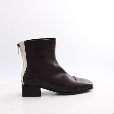 W5328B LORETTA VITALE 25