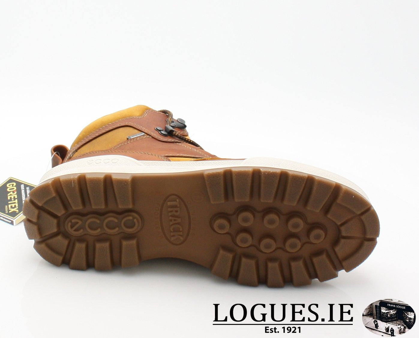 831704 ECCO TRACK BOOT, Mens, ECCO SHOES, Logues Shoes - Logues Shoes.ie Since 1921, Galway City, Ireland.