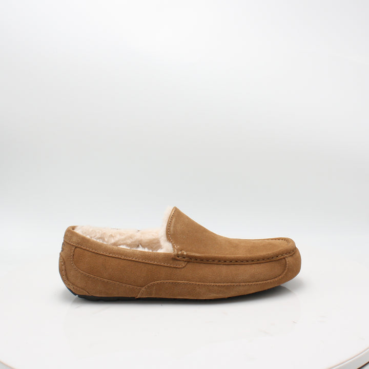 UGGS ASCOT MEN'S 5775 SLIPPER, Mens, UGGS FOOTWEAR, Logues Shoes - Logues Shoes.ie Since 1921, Galway City, Ireland.