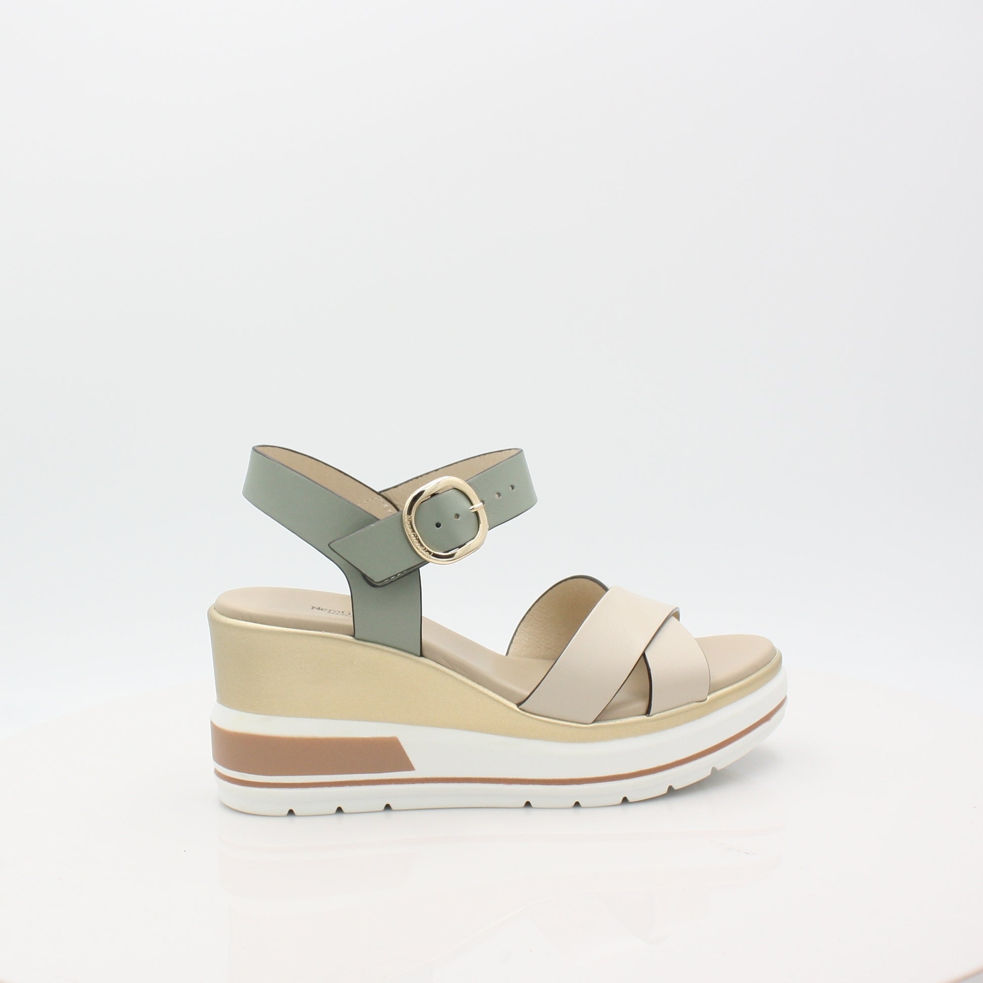 E218737D NeroGiardini23 SANDAL