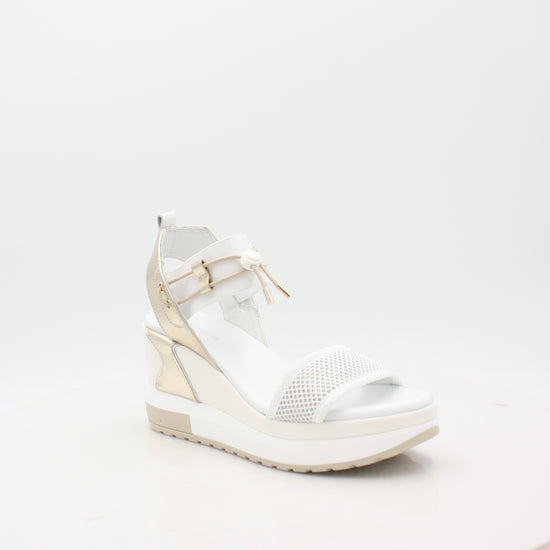 E219045D NeroGiardini23 SANDAL