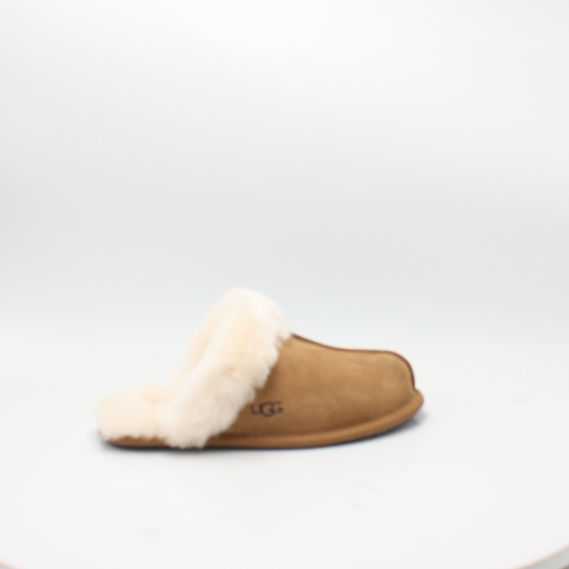 UGG LADIES SCUFFETTE 2 SLIPPER, Ladies, UGGS FOOTWEAR, Logues Shoes - Logues Shoes.ie Since 1921, Galway City, Ireland.