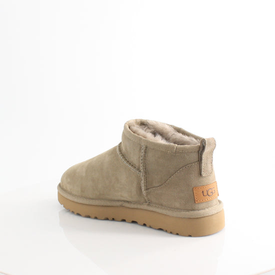 UGG CLASSIC ULTRA MINI