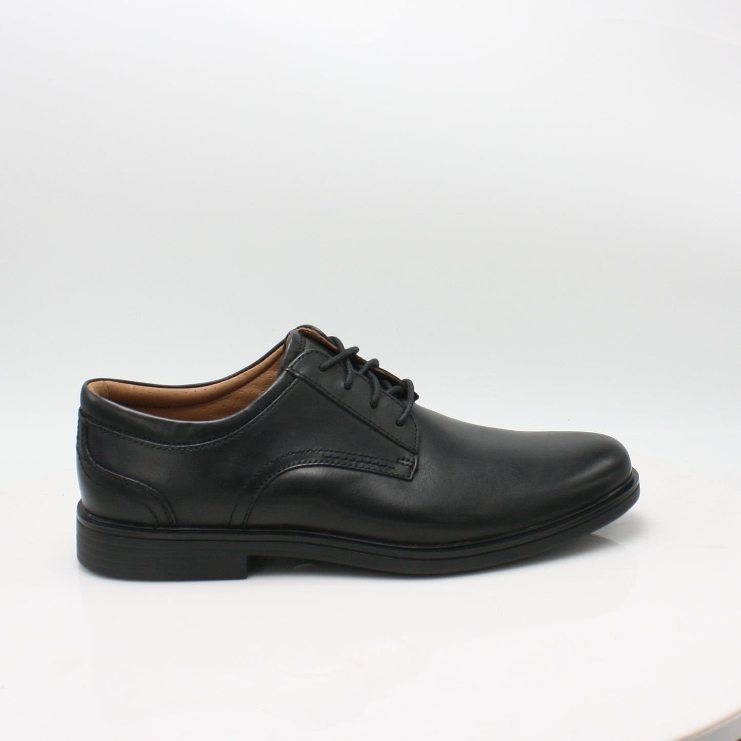 Un Aldric Lace CLARKS, Mens, Clarks, Logues Shoes - Logues Shoes.ie Since 1921, Galway City, Ireland.