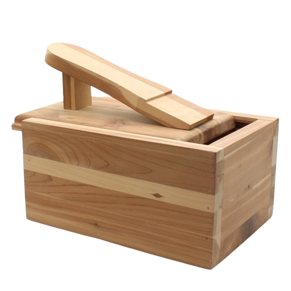 SHOE CARE GIFT HAMPER 3 CEDAR, Shoe Care, EURO LEATHERS, Logues Shoes - Logues Shoes.ie Since 1921, Galway City, Ireland.